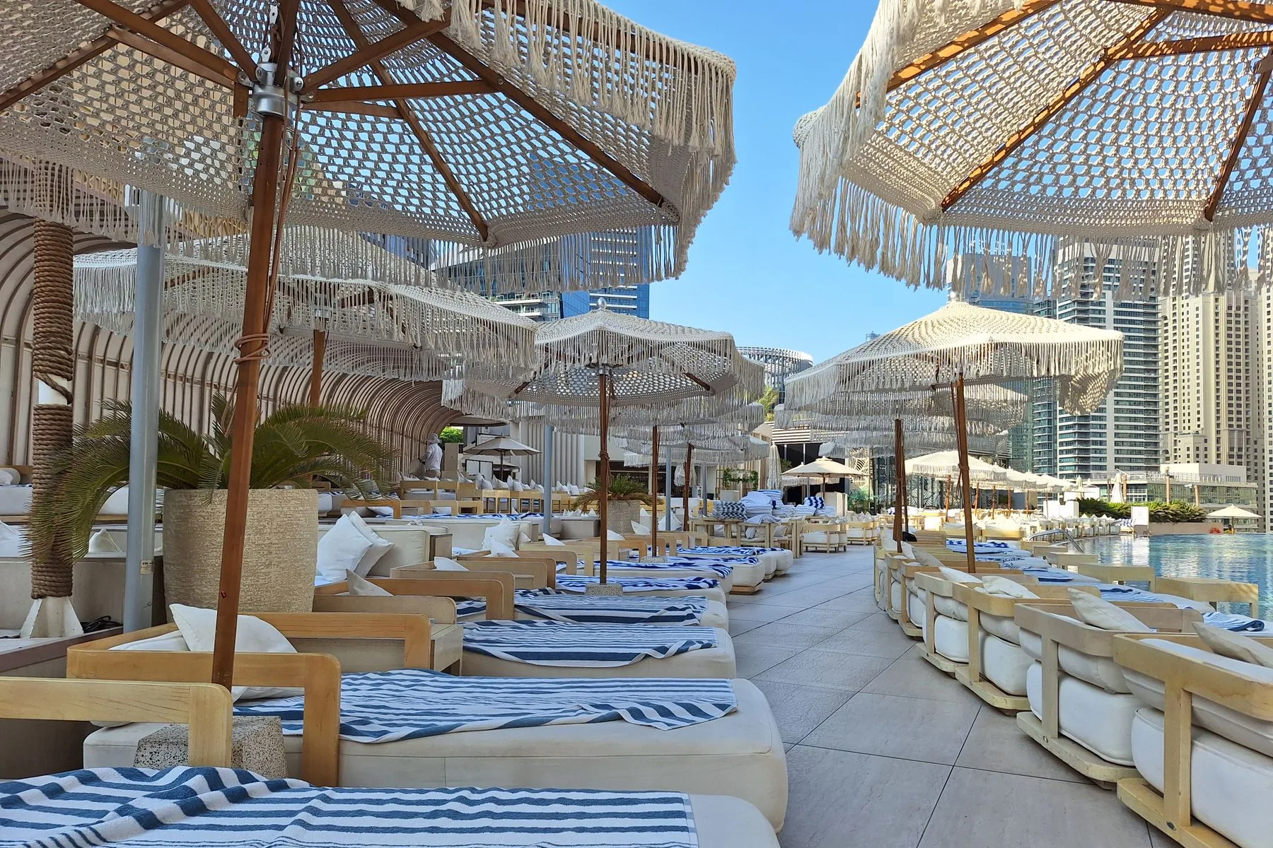 Best Beach Clubs in Dubai for a Full Day Out